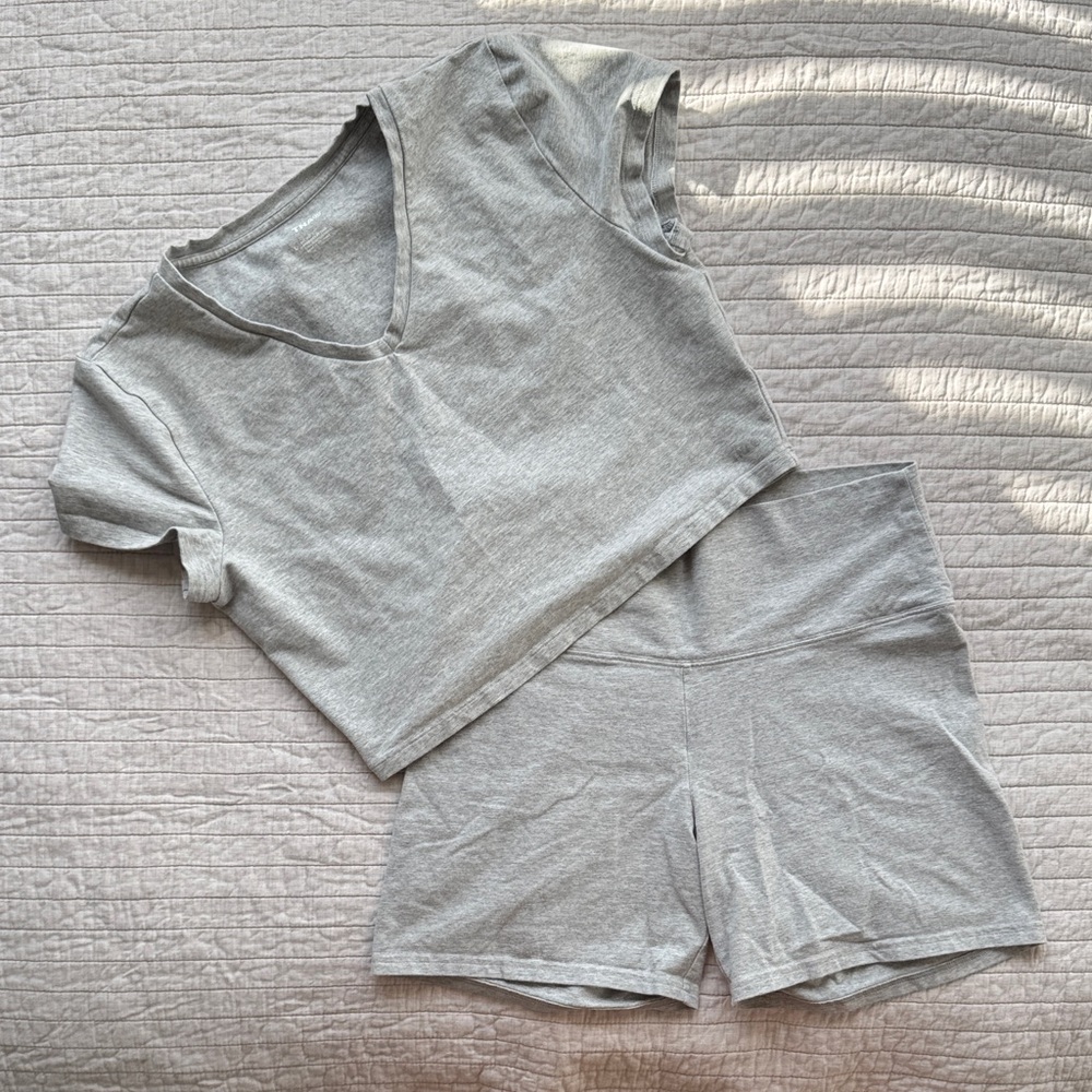 TNA Light Gray Women's Pajama Set